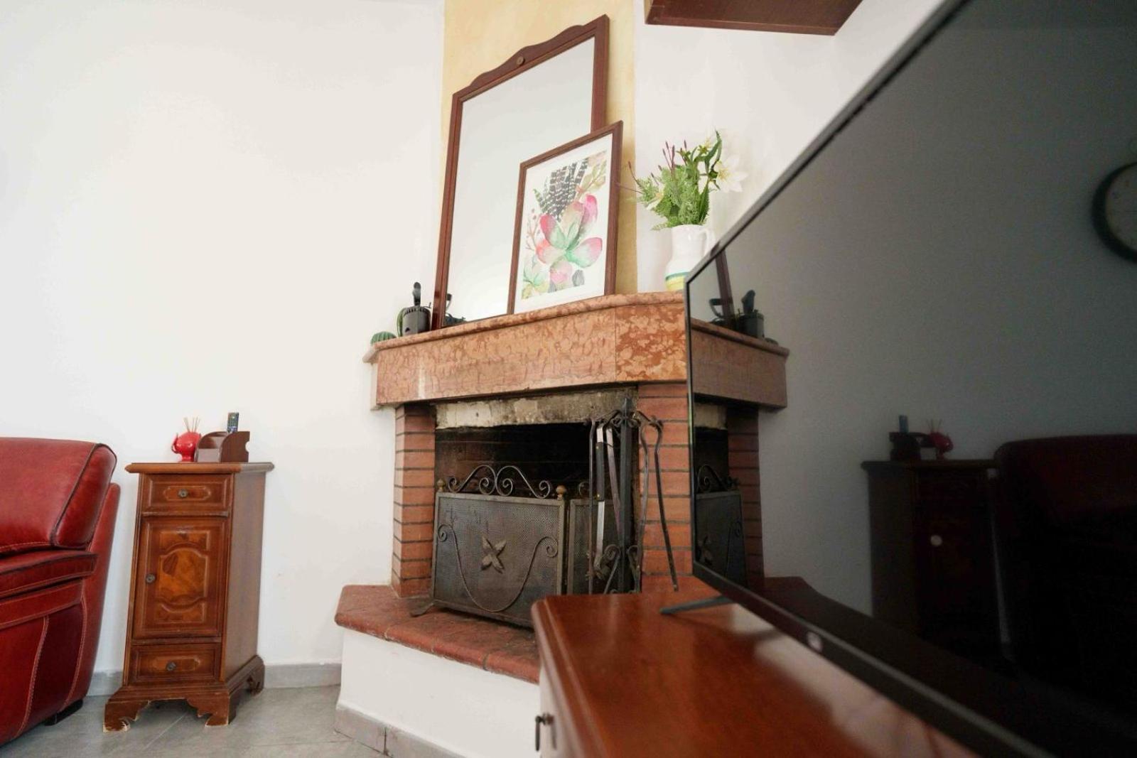 Villa Mario Mottola Esterno foto