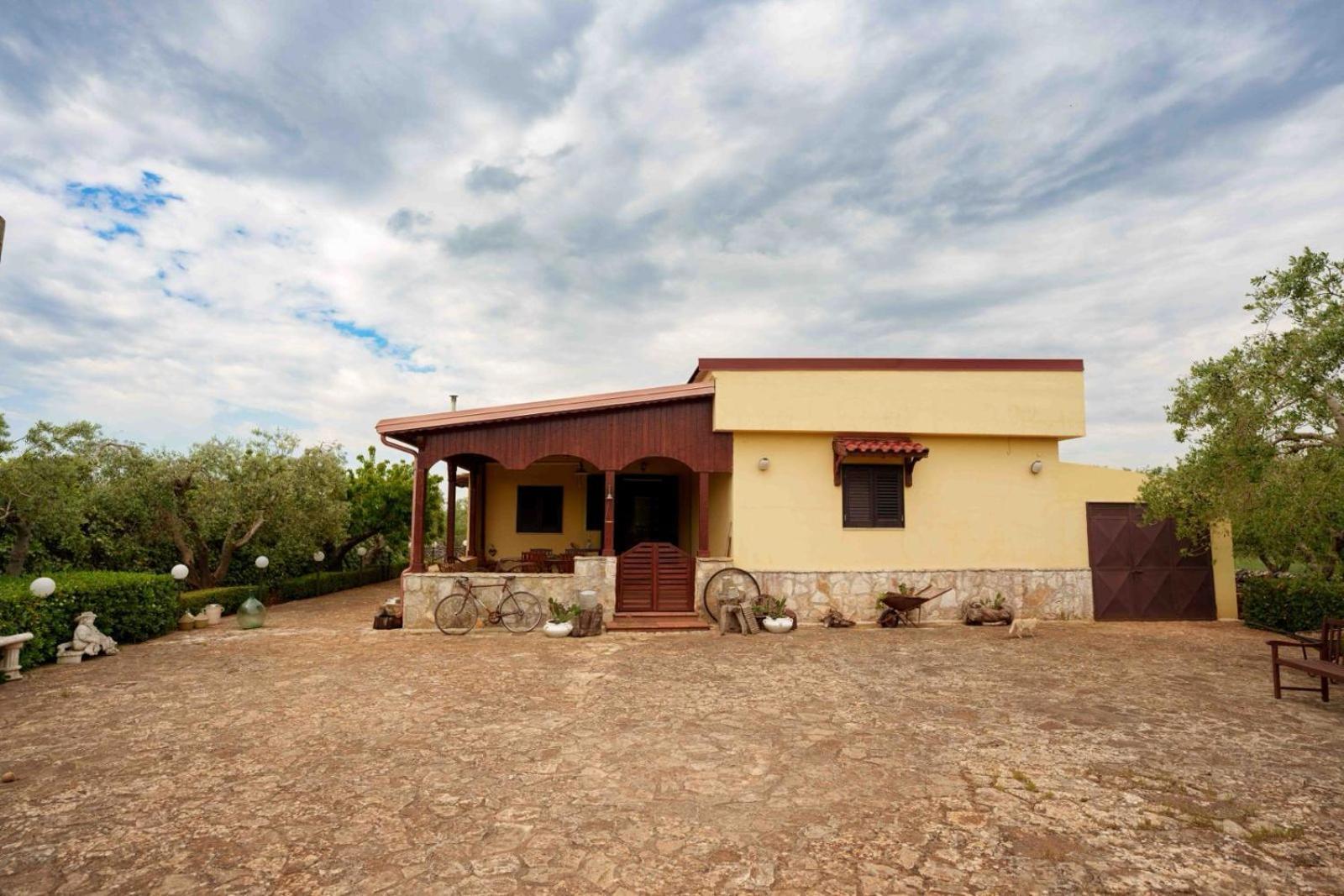 Villa Mario Mottola Esterno foto
